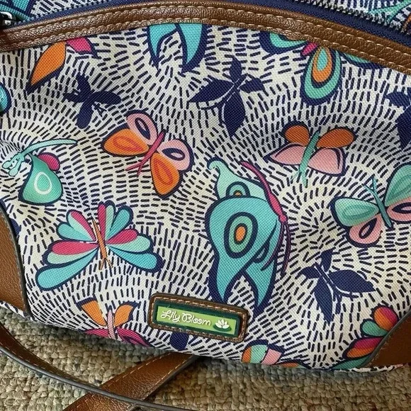 Lily Bloom Purse Crossbody Bag Night Flight Butterfly Zipper Multiple Pockets - Picture 9 of 10